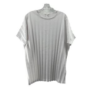 Relaxed Pleated Short-Sleeve Top - White